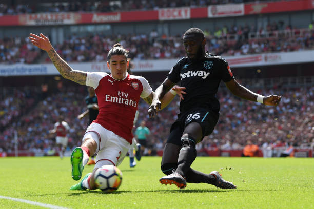 利物浦完成 利物浦完成