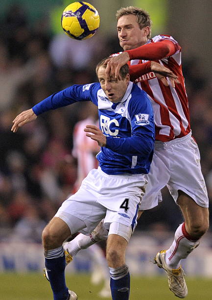 借稳健的控 借稳健的控